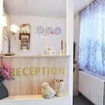 Hotel Family Apolonia 3*